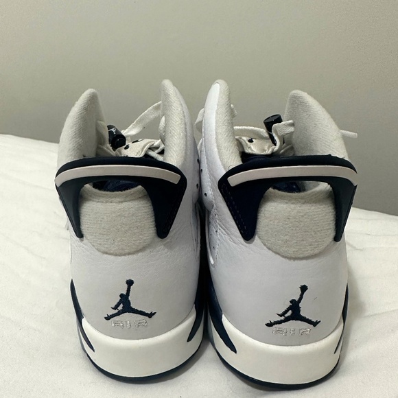 Jordan 6 Retro (Youth) - Picture 3 of 3